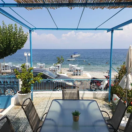 Antony's Sea View Holiday home Tiros