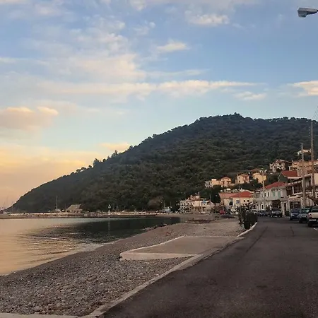Antony's Sea View *