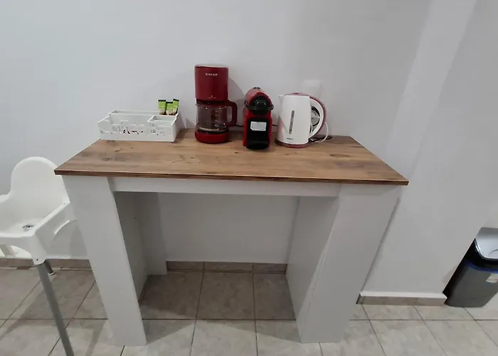 Antony's Sea View Tirós